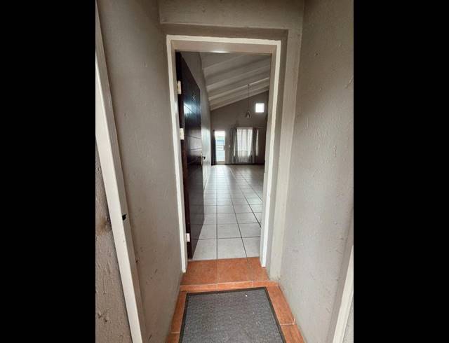 2 BEDROOM PROPERTY TO RENT IN BENONI NORTH